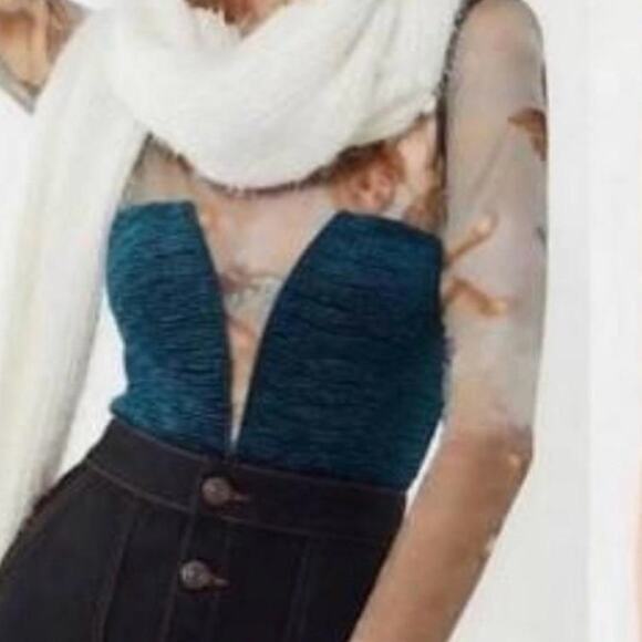 Out From Under Strapless Velour Deep V-Wire Body Suit size XS - Picture 2 of 6